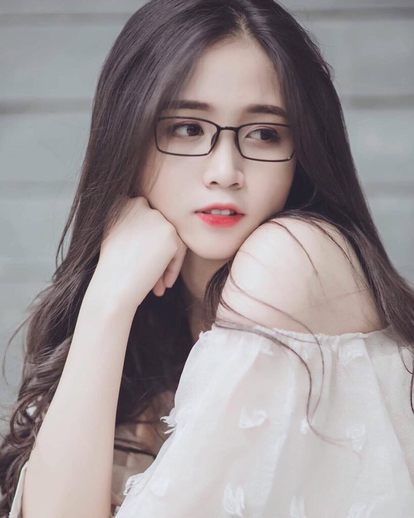 Ảnh Gái Xinh Chân Dài Xu Hướng Trẻ Trung, Tự Tin Của Thế Hệ Mới Đang Nổi Bật